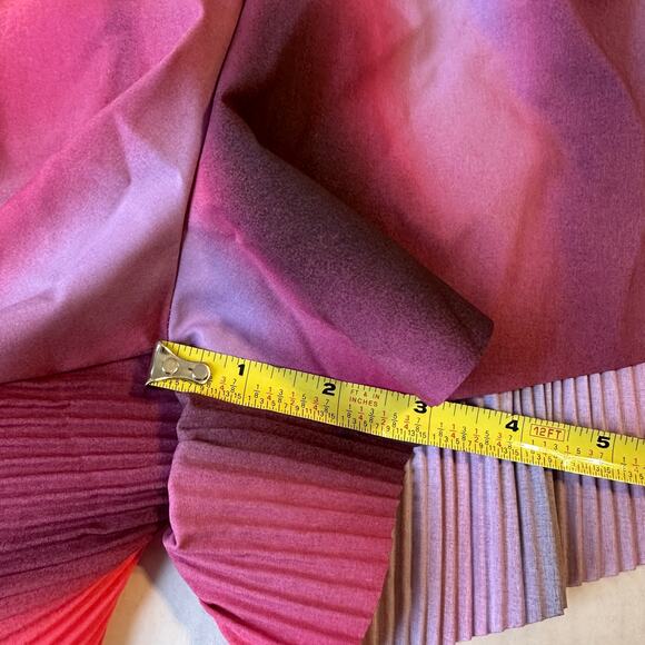 NEW Nike Womens AeroSwift Shorts Sz Large - Picture 9 of 9